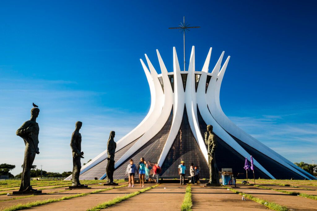 Entenda o que é e como funciona a contabilidade tributária em Brasília, um elemento essencial para a gestão fiscal de empresas na capital federal